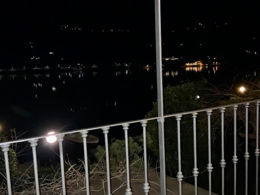 Villa Giardino Con Pontile Sul Lago D'Orta In Riva Орта-Сан-Джулио Экстерьер фото